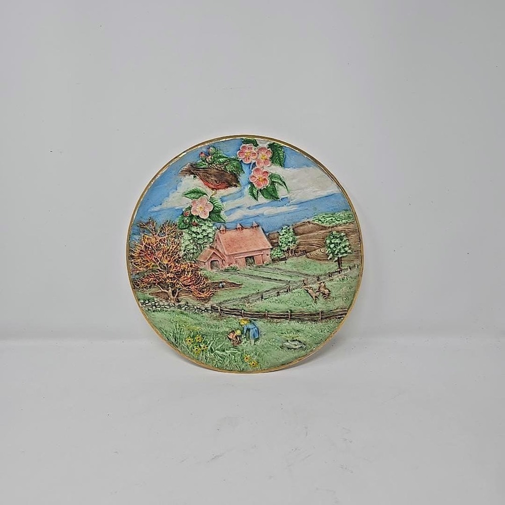Vtg byron molds plate raised ceramic pottery wall hanging hand painted farmhouse